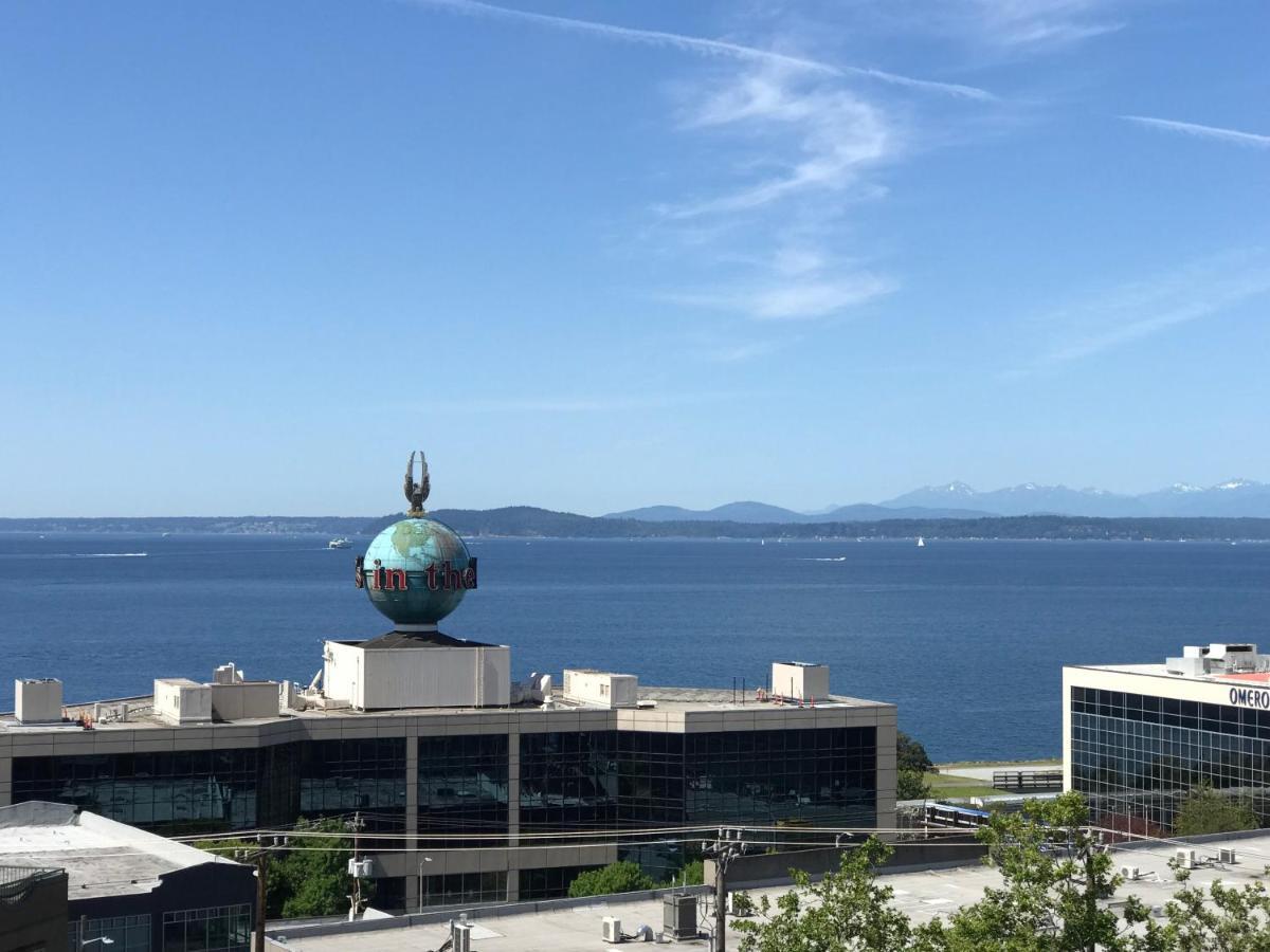 Top Floor Water View Oasis Near Space Needle & Cruise Сиэтл Экстерьер фото